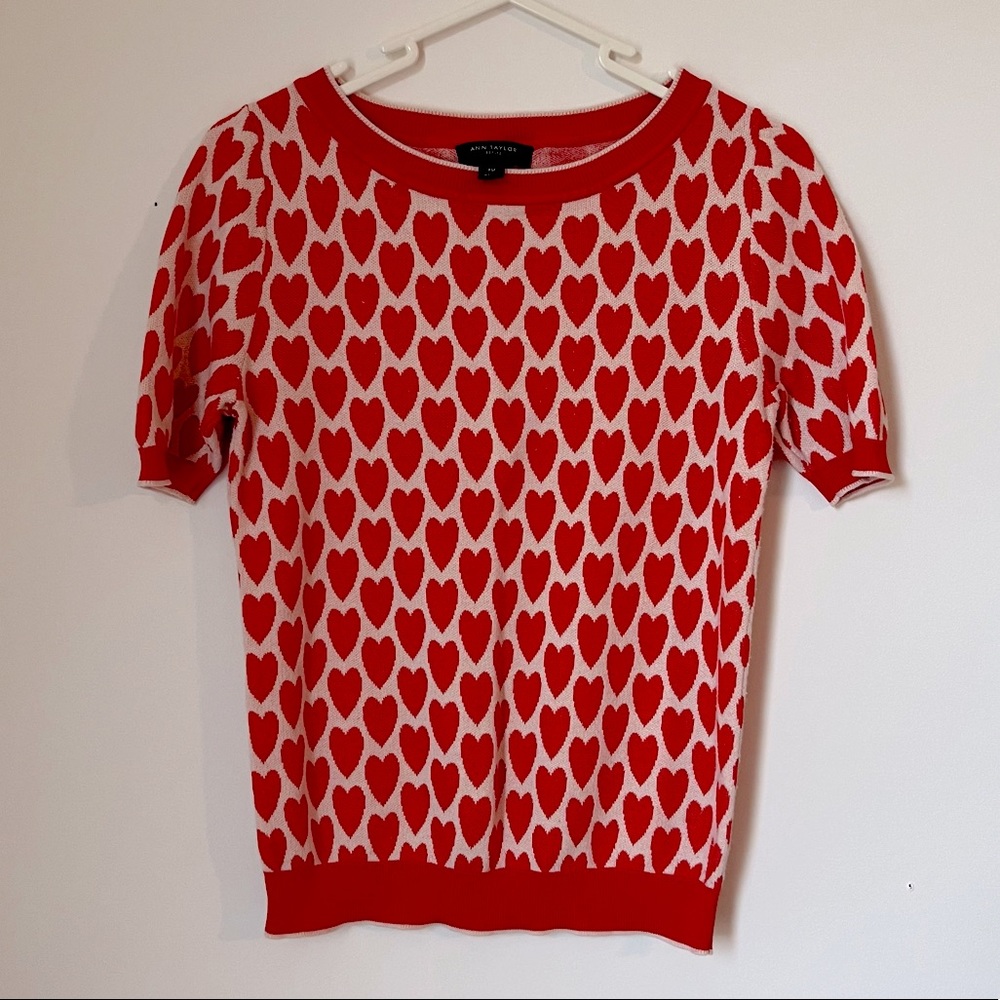 The most LOVEly Ann Taylor heart sweater❤️